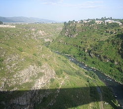 Река Дзорагет вид из Степанавана