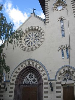 церковный портал и башня