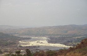 Пороги в части системы Водопада Ливингстона, называемой водопадом Инга — наиболее эффектная часть порогов.