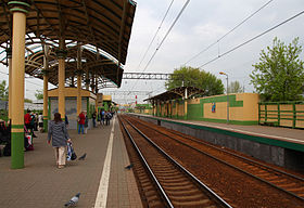 Nizhnie Kotly Railplatform 2011.jpg