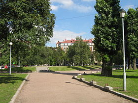 Вид Матвеевского сада от ул. Ленина к Кронверкской ул.