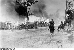 Немецкая  кавалерия  у Могилёва