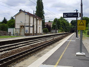 Gare de Chézy-sur-Marne 01.jpg
