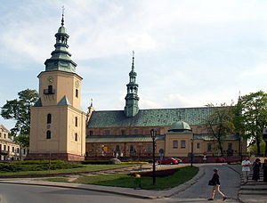 Katedra Kielce 01 ssj 20060513.jpg