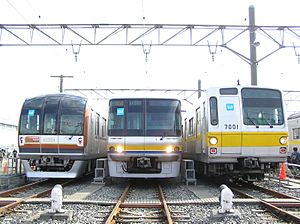 Yūrakuchō Line EMUs (from left: 10000 series, 07 series, 7000 series)