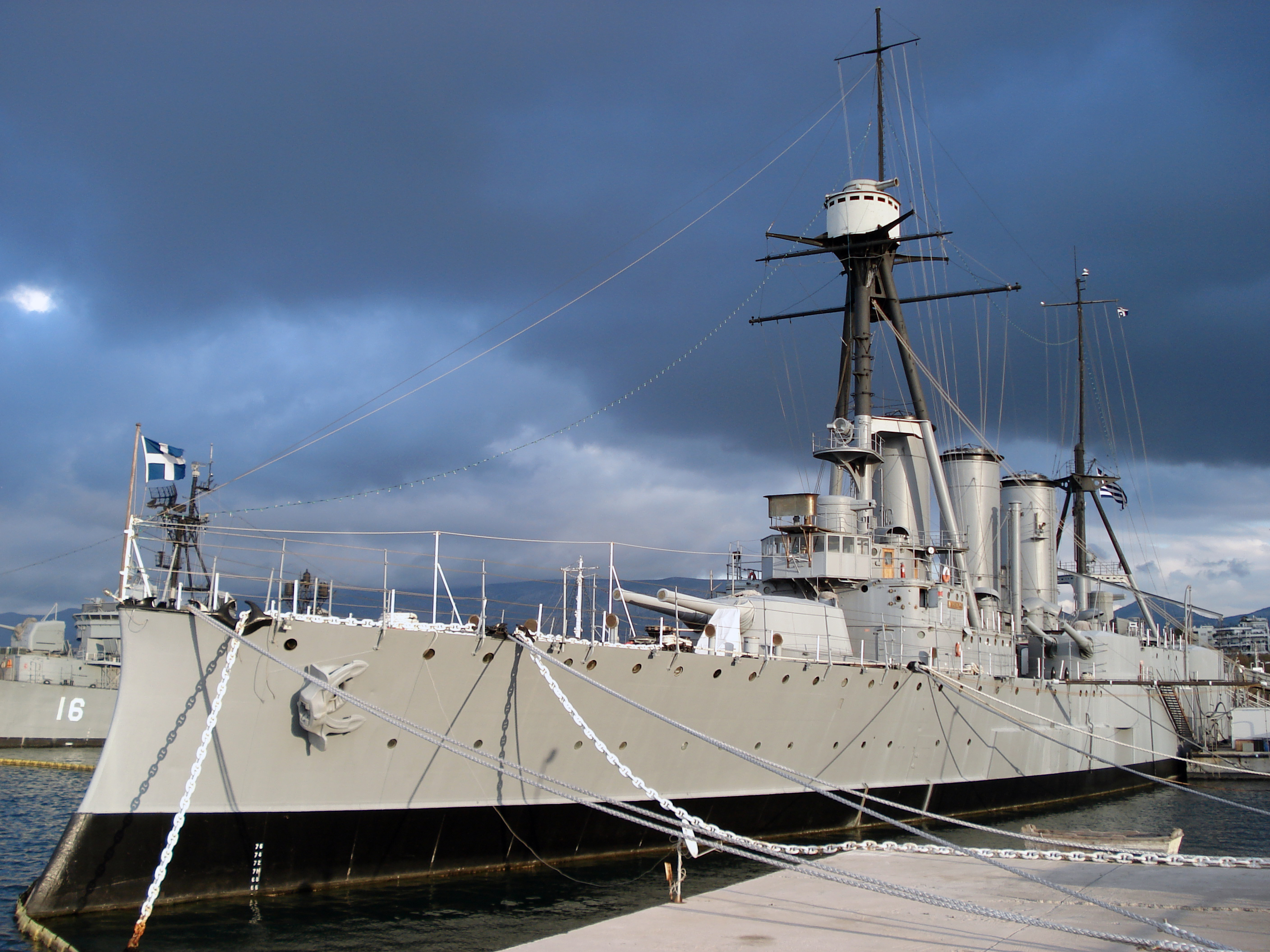 Картинки по запросу броненосный крейсер «Георгиос Авероф»