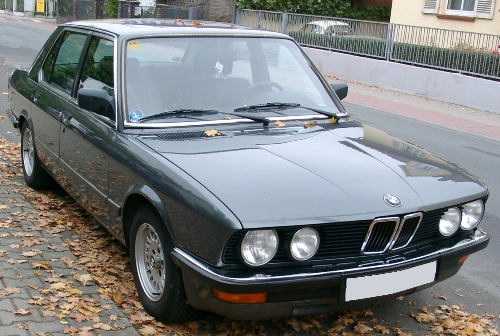 BMW E28 - это... Что такое BMW E28?