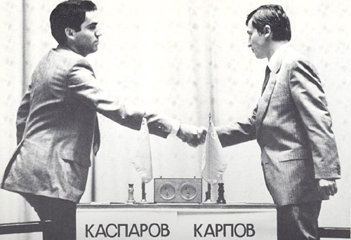 http://dic.academic.ru/pictures/wiki/files/75/Kasparov-12.jpg