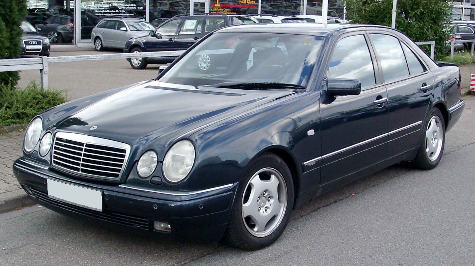 Mercedes e200k wiki #5