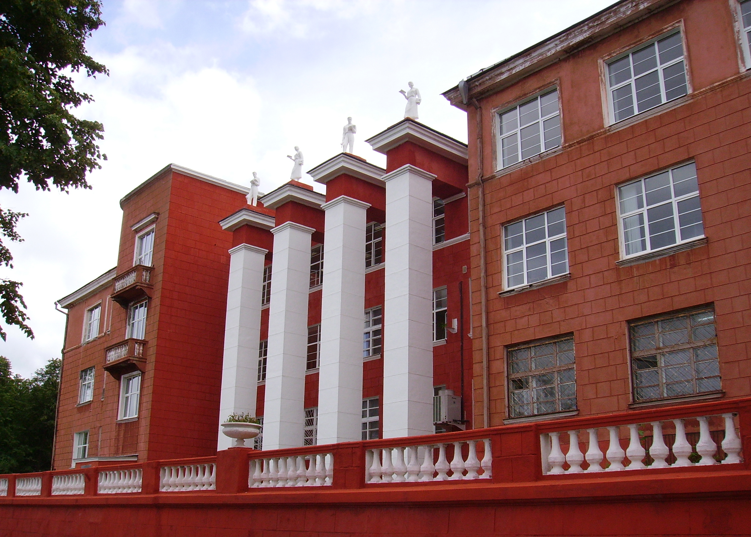 Нижегородские университеты, институты и академии готовят