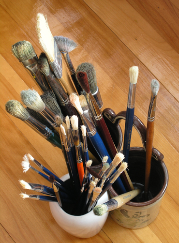 http://dic.academic.ru/pictures/wiki/files/80/Paintbrushes.jpg