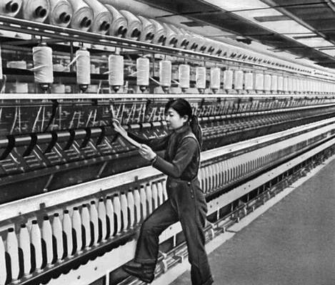 Текстильная фабрика промкомбината в Улан-Баторе.