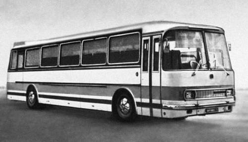 Туристский автобус ЛАЗ-699 («Украина»).