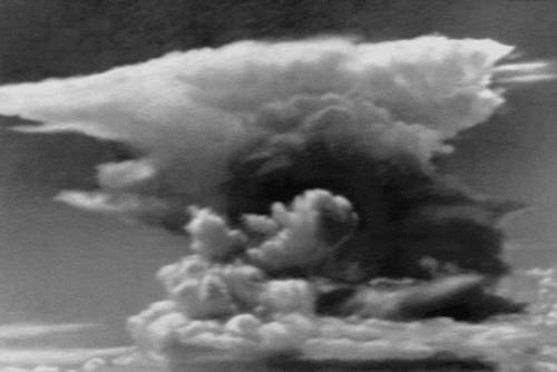Кучево-дождевое облако (Cb) (снимок с самолёта С. М. Шметера).