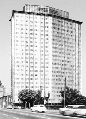 Управление «Электрической компании Британской Колумбии» в Ванкувере. 1957. Архитектурная фирма «Шарп, Томпсон, Берик, Пратт».