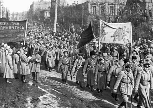 Вступление Красной Армии в Киев. 1919.