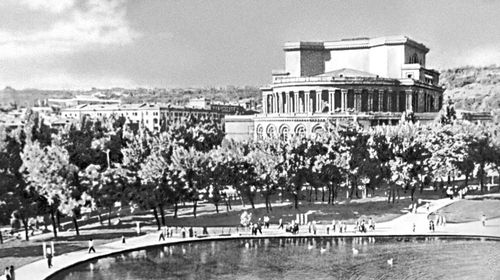 А. И. Таманян. Театр оперы и балета им. А. А. Спендиарова в Ереване. 1926—53.