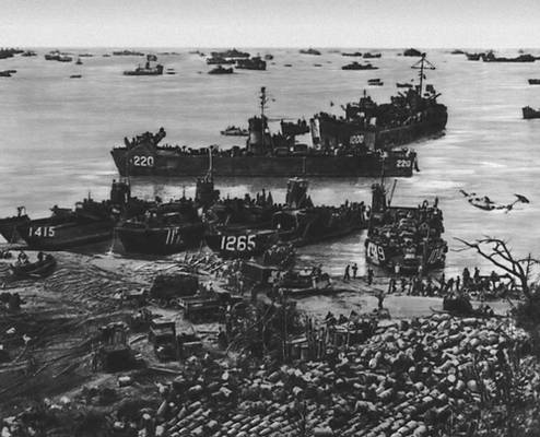 Высадка американских войск на о. Окинава. Апрель 1945.