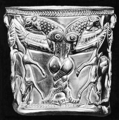 Кубок из электра (сплав золота и серебра). Начало 1-го тыс. до н. э. Лувр. Париж.