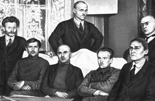 Члены Совета Эстляндской трудовой коммуны. Слева направо: Х. Пегельман, Я. Анвельт, О. Рястас, Й. Кясперт, М. Тракман, К. Мюльберг и А. Вальнер.