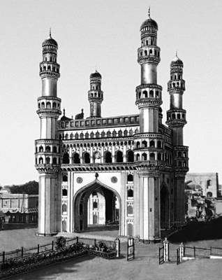Хайдарабад. Триумфальные ворота Чар-Минар. 1591.