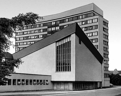 М. Я. Порт и др. Здание Центрального Комитета Коммунистической партии Эстонской ССР в Таллине. 1968.