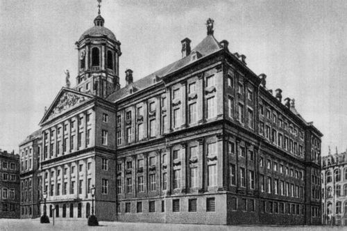 Амстердам. Королевский дворец (б. Ратуша). 1648 — 55. Архитектор Я. Ван Кампен.