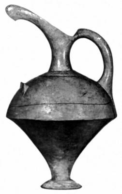 Керамический сосуд. Из Кюль-Тепе. 18 в. до н. э. Археологический музей. Анкара.