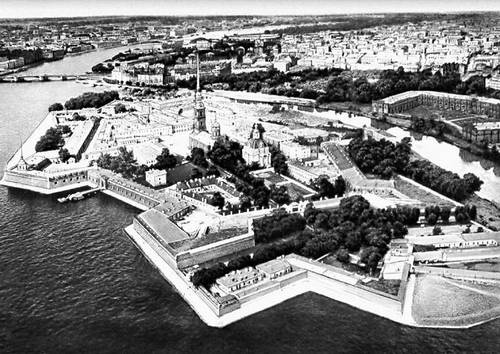 Петропавловская крепость в Ленинграде. Общий вид.