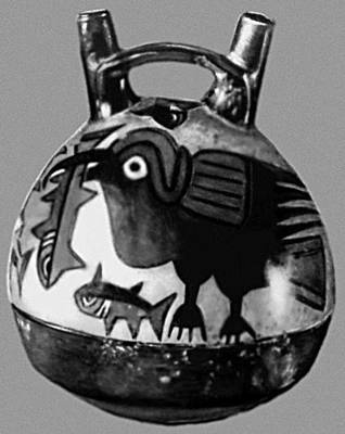 Бог рыболовства, изображаемый в виде пеликана, поедающего рыбу. Культура наска. 4 в. Расписная керамика. Музей перуанской культуры. Лима.