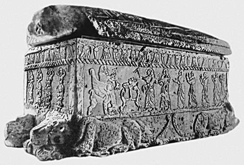 Саркофаг царя Ахирама. Из Библа. Камень. 10 в. до н. э. Национальный музей древностей. Бейрут.
