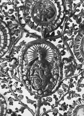 Полихромная резьба по алебастру на плафоне капеллы Росарио в монастыре Санто-Доминго в Оахаке. 1724—31.