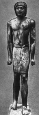 Мужская древнеегипетская одежда - схенти. (Статуя Пербернофрета. Ок. 2450 до н. э. Египетский музей. Берлин.)