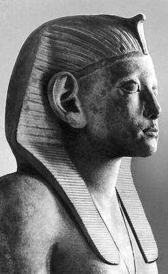 Статуя фараона Аменемхета III (из Хавры; фрагмент). Известняк. 19 в. до н. э. Египетский музей. Каир.