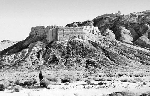 Крепость Аяз-Кала в Хорезме. 7—8 вв. н. э.