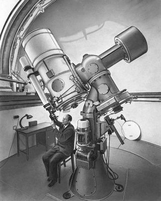 Менисковый телескоп Максутова, установленный на Пулковской обсерватории.