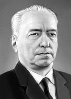 Ю. Б. Кобзарев.