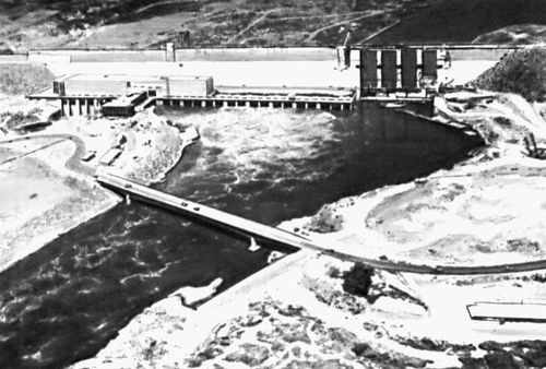 Общий вид плотины ГЭС Каинджи.