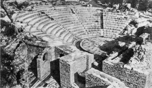 Театр а Бутринте. 3 в. до н.э.