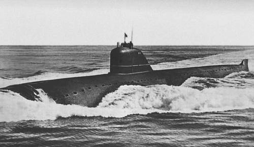 Советский ВМФ. Атомная подводная лодка.