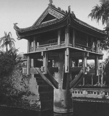 Вьетнам. Пагода Дьен-Бо в Ханое. 1049 (восстановлена в 1955).