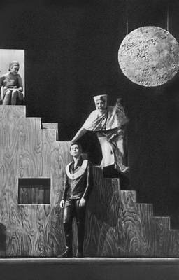 Сцена из спектакля Национального театра «Трагедия человека» И. Мадача. 1955.