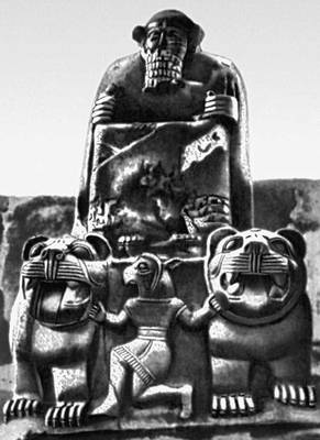 Статуя бога-громовика. Из Кархемиша. Базальт. 9 в. до н. э. (не сохранилась).