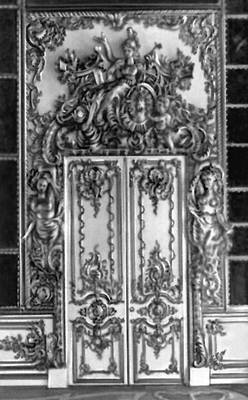 Резное оформление двери Картинного зала Большого (Екатерининского) дворца. Архитектор В. В. Растрелли.