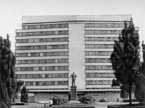 М. Порт и др. Здание ЦК КП Эстонии в Таллине. 1968.