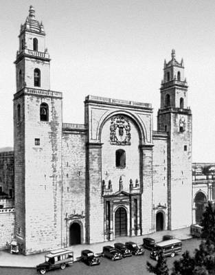 Мерида. Собор Сан-Ильдефонсо. 1563—1599. Архитекторы П. де Аулестия, Ф. де Аларкон и др. Западный фасад.