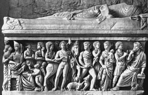 Римский саркофаг с изображением Ипполита и Федры. Из Салоны. Мрамор. Археологический музей. Сплит.