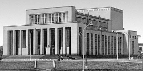 А. Балаев. Театр оперы и балета в Самарканде. 1964.