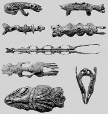 Ипиутак. Прорезные фигурки животных из бивня, найденные в погребениях. 1-я пол. 1-го тыс. н. э.