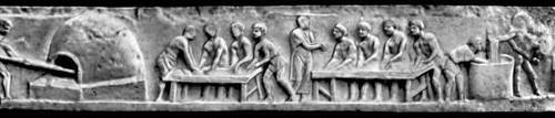 Мавзолей М. Вергилия Еврисака, пекаря и поставщика хлеба. Середина 1 в. до н. э. Рим. Фриз с изображением пекарни. Приготовление теста и выпечка хлеба.